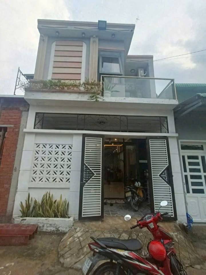 Bán nhà Trần Thị Bàu, Củ Chi, Hồ Chí Minh, 1 trệt 1 lầu, 120m2, giá 1,4 tỷ