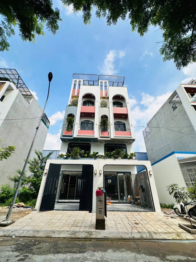 BÁN GẤP 2 CĂN NHÀ THỦ DẦU MỘT, VỊ TRÍ TRUNG TÂM, 150M², GIÁ SIÊU MỀM