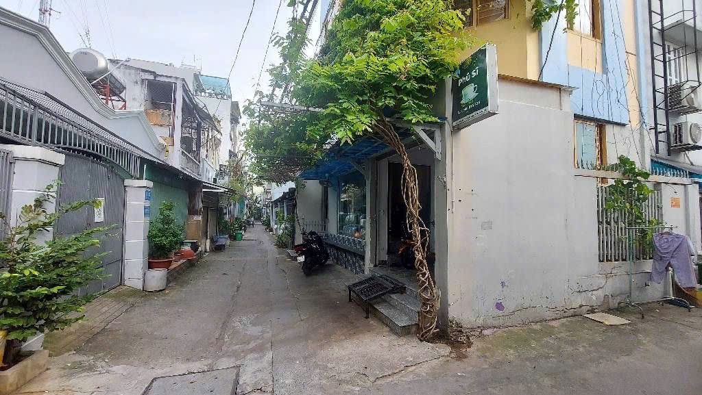 Bán nhà Trần Xuân Soạn, Quận 7, 57m2 ngang 7m dài 9m,  3 tầng 6pn, 11 tỷ