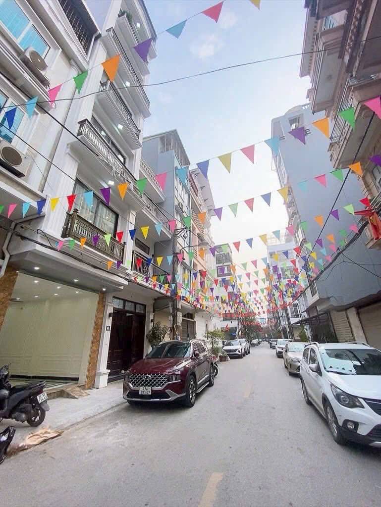 Bán nhà mặt tiền Tiền Yên, Hoài Đức, 42m2, 5 tầng, kinh doanh, ô tô đỗ, giá nhỉnh 6 tỷ