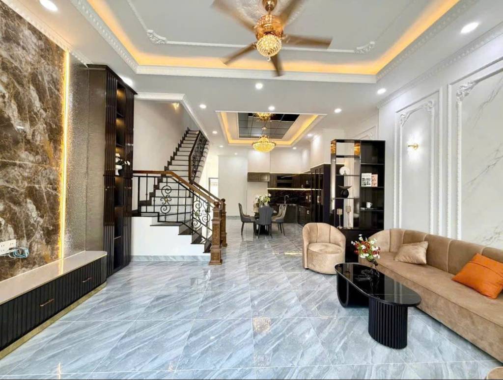 NHÀ 1 TRỆT 1 LẦU TRUNG TÂM THỦ DẦU MỘT, BÌNH DƯƠNG, GIÁ CHỈ 2,4 TỶ