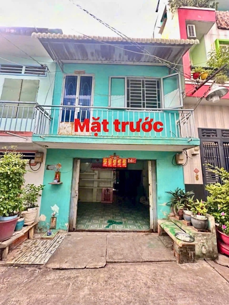 Bán nhà Mai Bá Hương, Bình Chánh, đi định cư, 82m2, kế bên chợ cầu xáng, giá 2,99 tỷ
