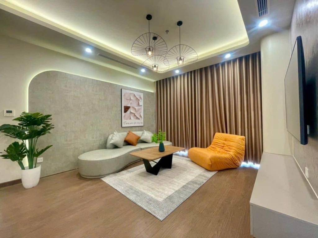 Bán căn hộ Cầu Giấy 2PN 2WC 68m², nhà đẹp, hướng mát, giá tốt