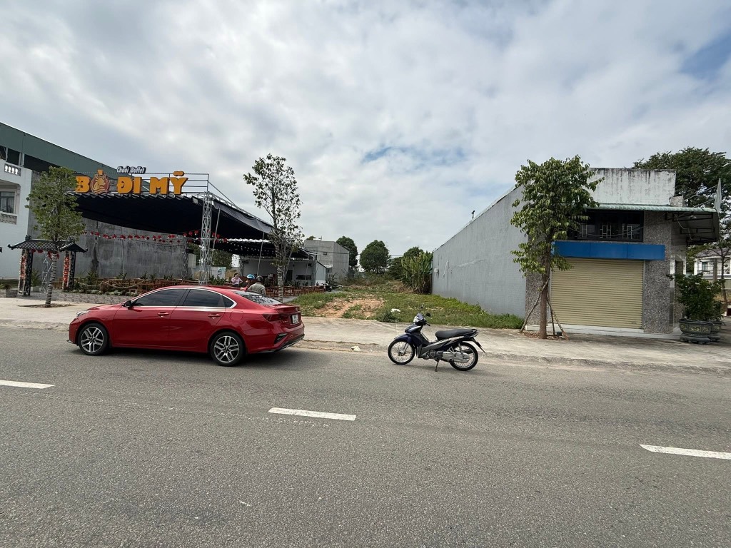 Bán đất Hoatdongokvip ưu đãi hấp dẫn Mỹ Phước, Bến Cát, 300m², giá 625 triệu, đầu tư sinh lời