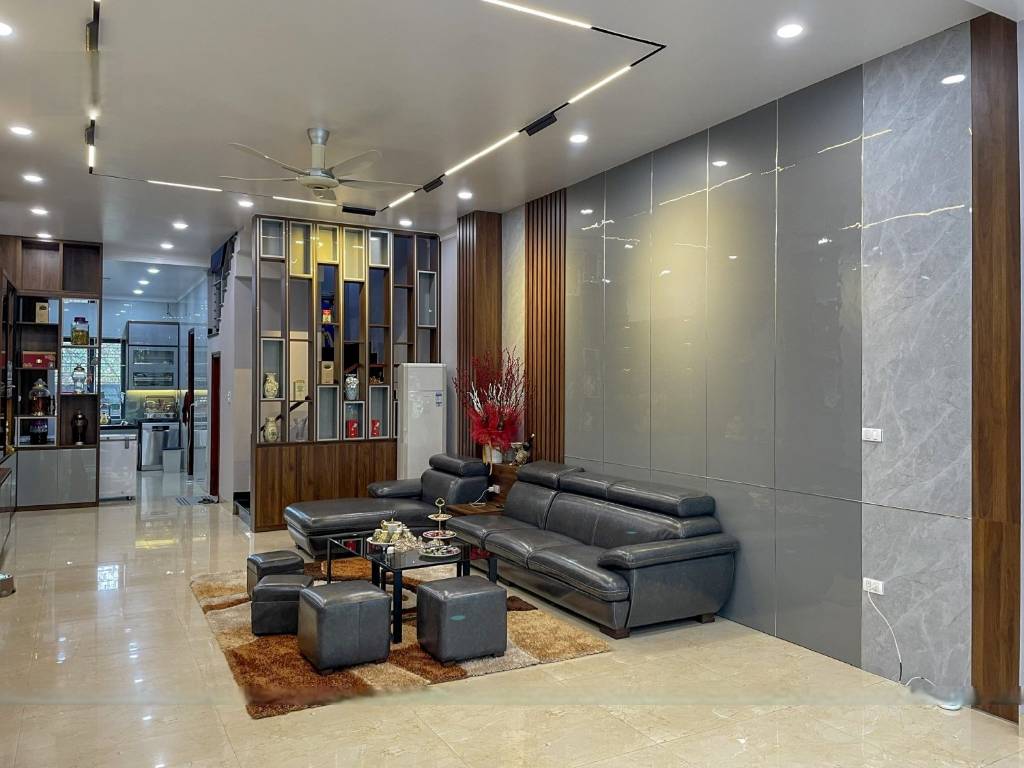 Okevip cá cược WC 2026 PHỐ LÁNG, ĐỐNG ĐA, 7 TẦNG THANG MÁY CÓ HẦM, KD ĐỈNH, DÒNG TIỀN 2 TỶ/NĂM, 24 TỶ