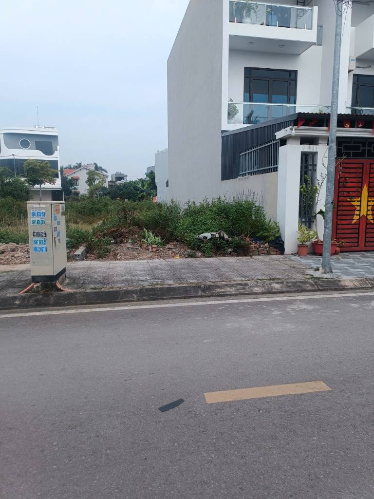 Bán đất mặt đường Bạch Long, Giao Thủy, 128m2, đối diện KCN Vsip, chỉ 1 tỷ 35 triệu