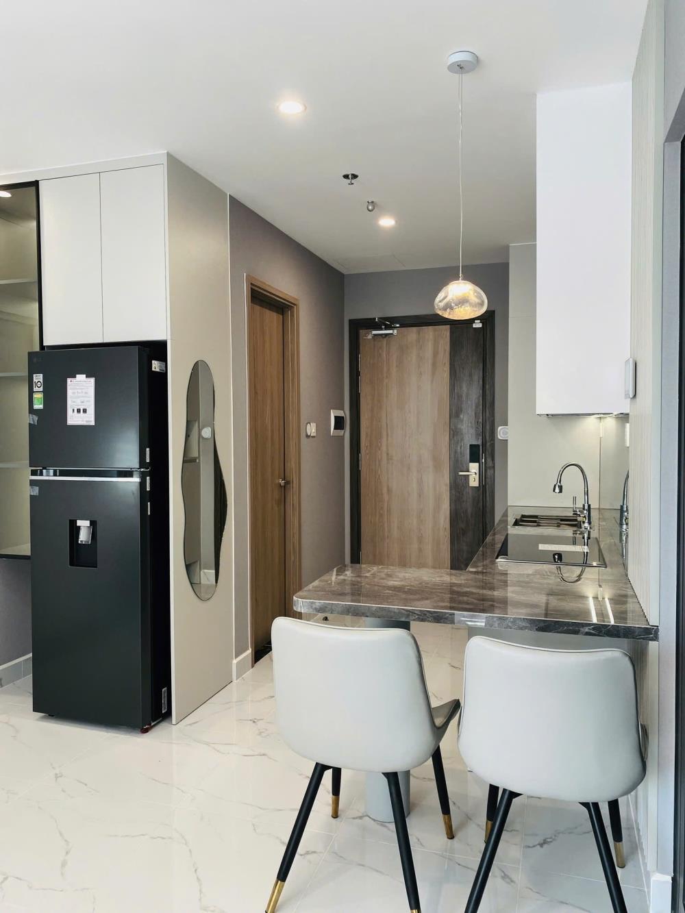 Bán nhanh CH Eco Green giá 4.5 tỷ 2PN 2WC 70m2. Giá đầu tư sinh lời