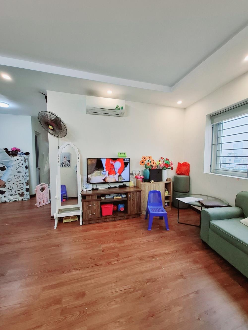 Bán Okevip hiện đang mở Newtatco, Bưởi, Vĩnh Phúc, Ba Đình, 2 phòng ngủ, giá 5.9 tỷ