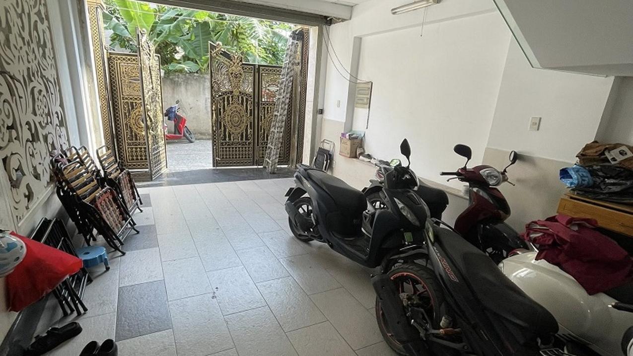 Bán biệt thự hẻm xe hơi Nguyễn Sơn, Tân Phú, 126m2, 4 tầng, đầy đủ nội thất
