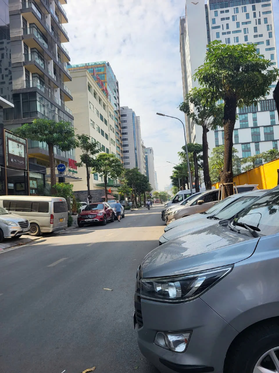 Bán khách sạn Duy Tân Cầu Giấy, 500m², sổ đỏ Hoatdongokvip ưu đãi hấp dẫn lâu dài