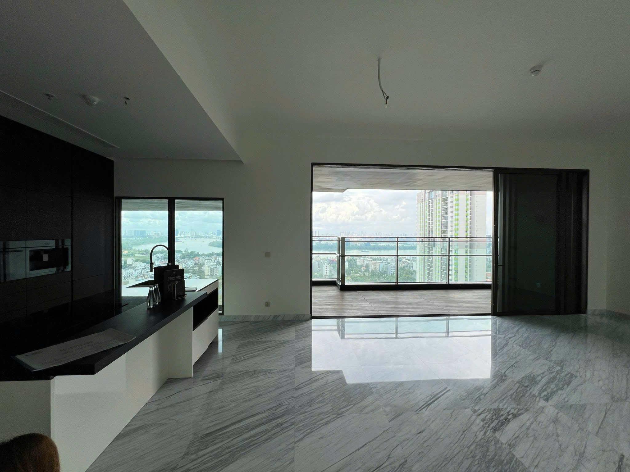 Bán căn hộ DEFINE, Quận 2, 220m2 3PN 4WC, siêu hot sổ đỏ chính chủ, giá 38 tỷ sở hữu