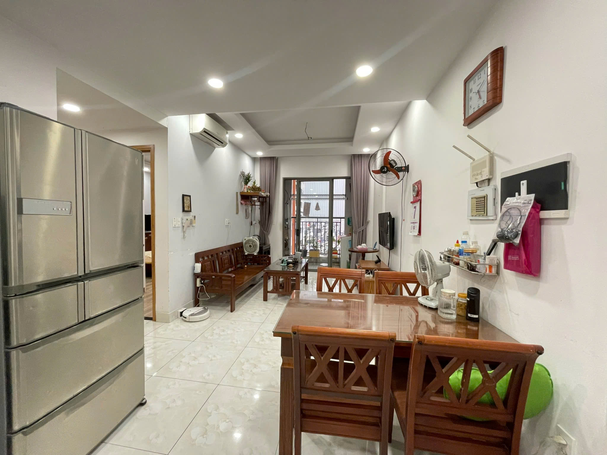 Bán Okevip hiện đang mở Wilton Tower, 3 phòng ngủ, nội thất cao cấp, giá chỉ 8.5 tỷ